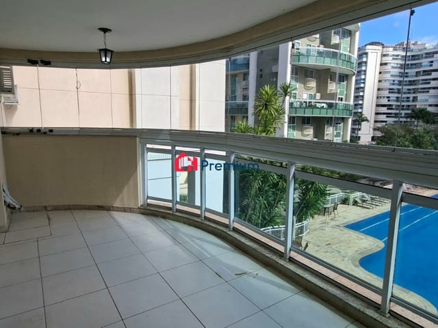 Apartamento 3 quartos e 1 banheiro, à venda, no bairro Barra da Tijuca em Rio de Janeiro