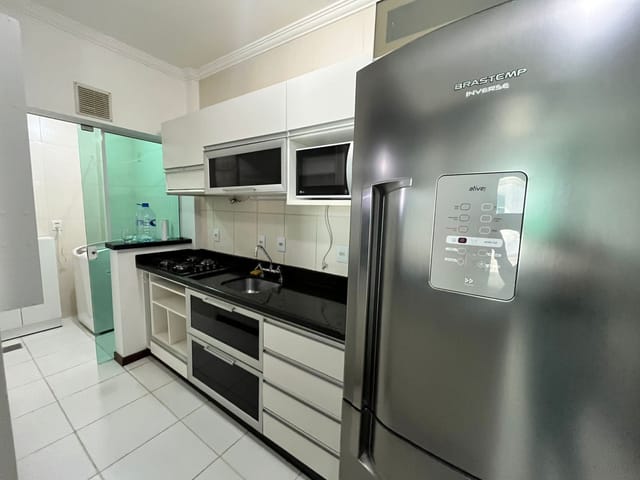 Apartamento 2 quartos e 2 banheiros, para alugar, no bairro Ingleses do Rio Vermelho em Florianópolis