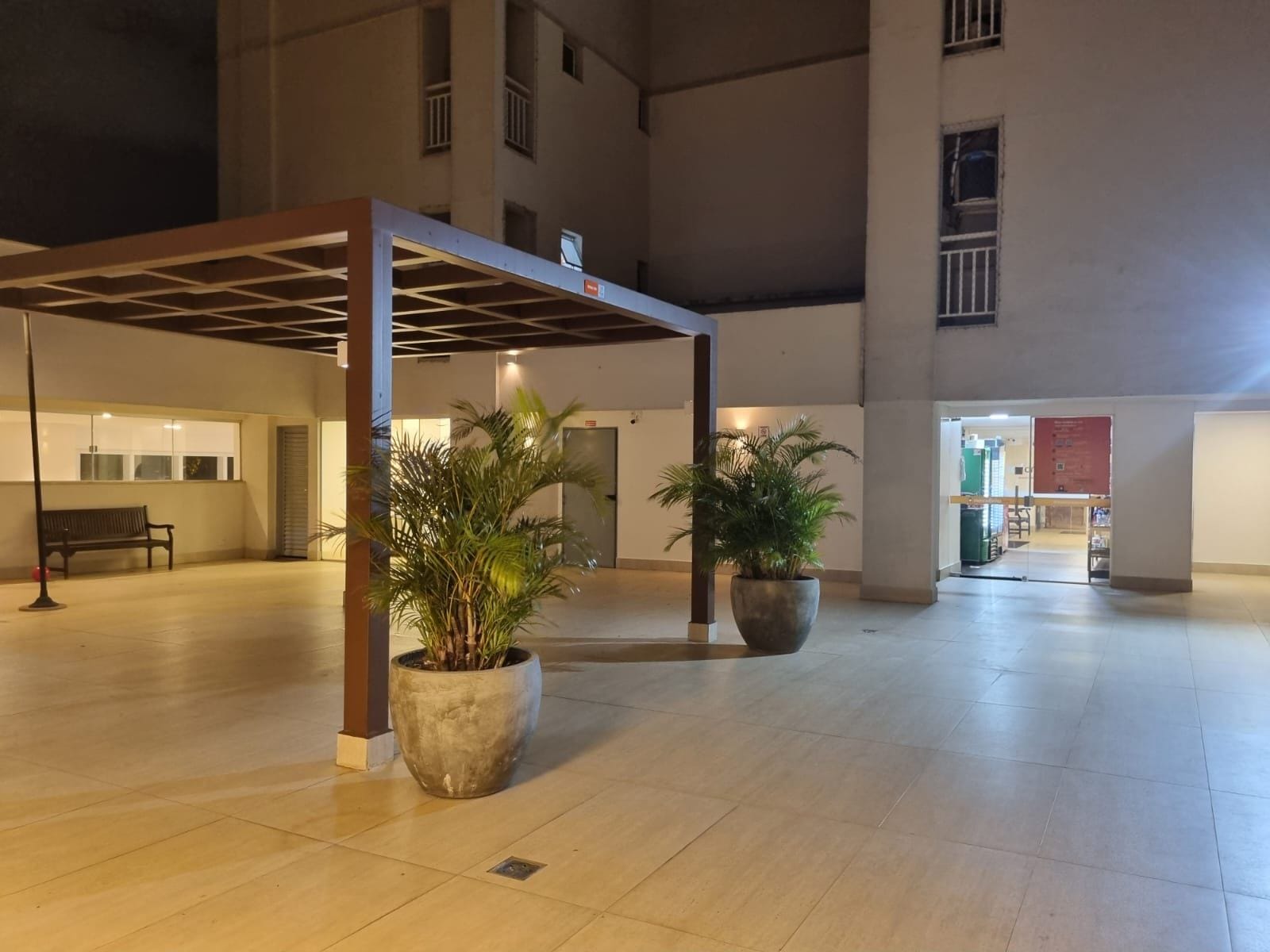 Apartamento à venda com 3 quartos, 74m² - Foto 15