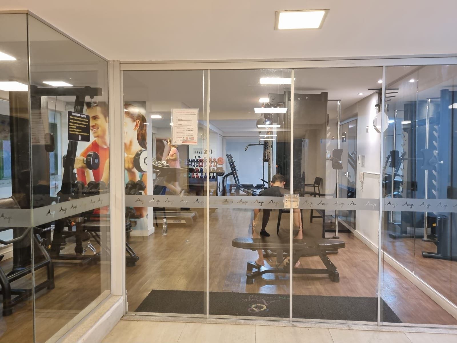 Apartamento à venda com 3 quartos, 74m² - Foto 16