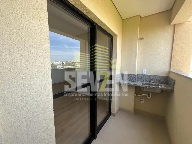 Apartamento com 70m² 3 quartos e 2 banheiros, à venda, no bairro Parque Residencial das Camélias em Bauru