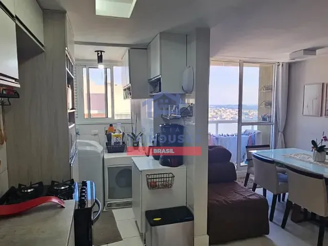 Apartamento 3 quartos e 1 banheiro, à venda, no bairro Capão Raso em Curitiba