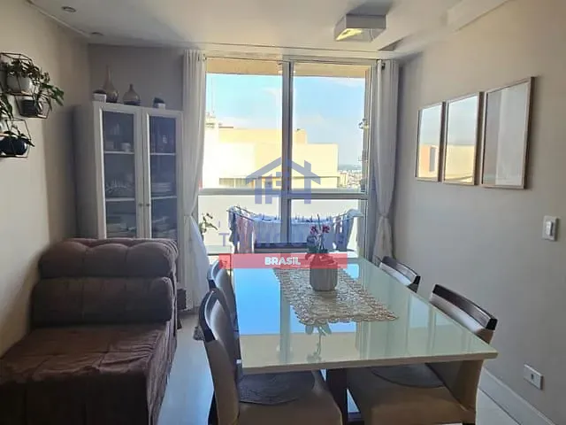 Apartamento 3 quartos e 1 banheiro, à venda, no bairro Capão Raso em Curitiba