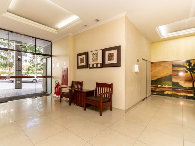 Apartamento 2 quartos e 1 banheiro, à venda, no bairro Bigorrilho em Curitiba