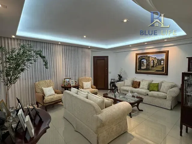 Apartamento 4 quartos e 3 banheiros, à venda, no bairro Praia da Costa em Vila Velha