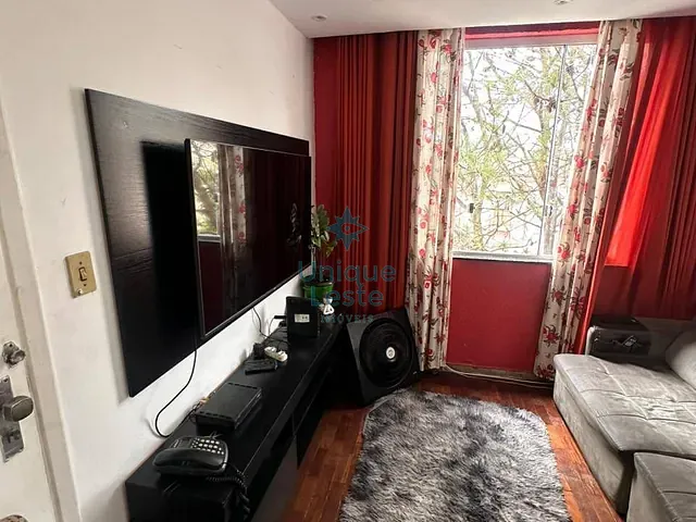 Apartamento 4 quartos e 2 banheiros, à venda, no bairro Santa Efigênia em Belo Horizonte