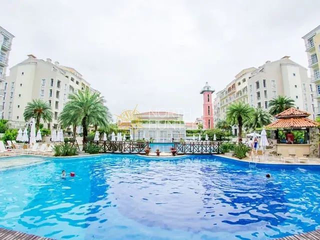 Apartamento com 81m² 1 quarto e 1 banheiro, à venda, no bairro Jurerê Internacional em Florianópolis