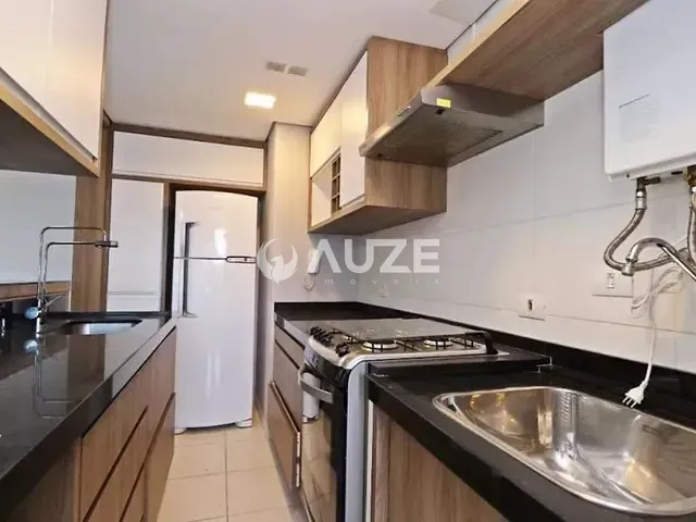 Apartamento com 59m² 2 quartos e 2 banheiros, à venda, no bairro Capão Raso em Curitiba