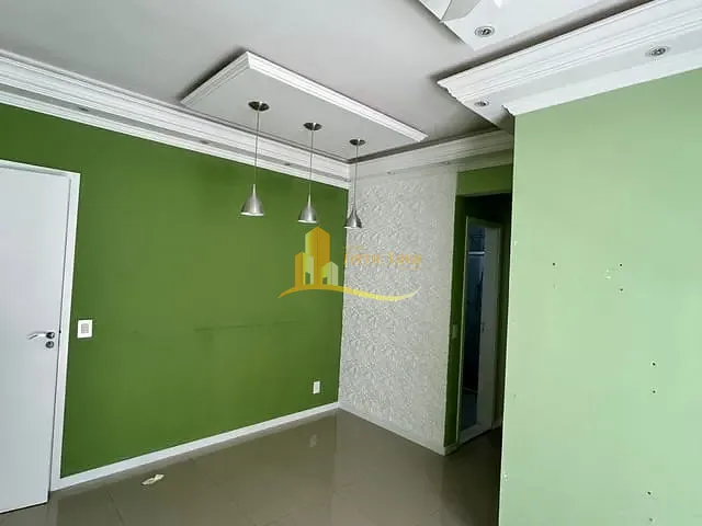 Apartamento 2 quartos e 1 banheiro, à venda, no bairro Ocian em Praia Grande