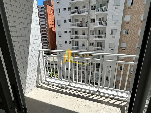 Apartamento 2 quartos e 1 banheiro, à venda, no bairro Ocian em Praia Grande