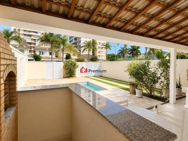 Casa 5 quartos e 7 banheiros, à venda, no bairro Recreio dos Bandeirantes em Rio de Janeiro