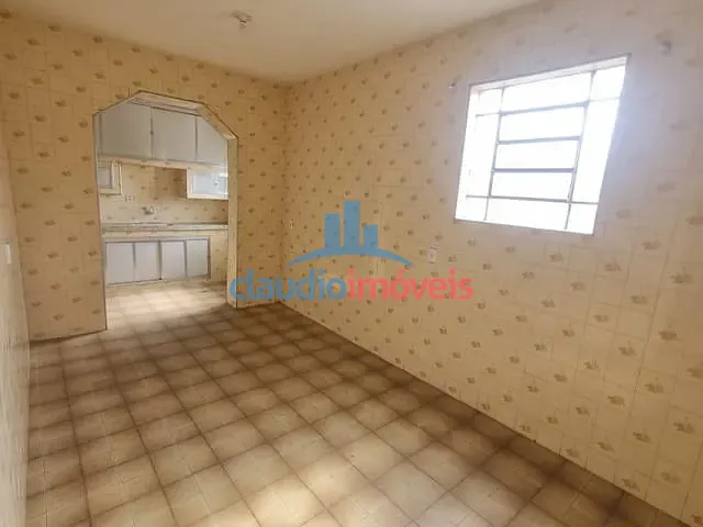 Apartamento 2 quartos e 1 banheiro, à venda ou para alugar, no bairro Ponte Alta em Volta Redonda