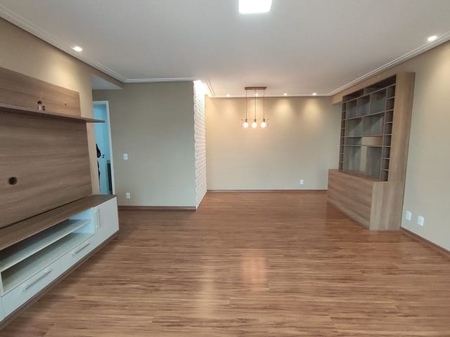 Apartamento 2 quartos e 2 banheiros, à venda ou para alugar, no bairro Vila Formosa em São Paulo