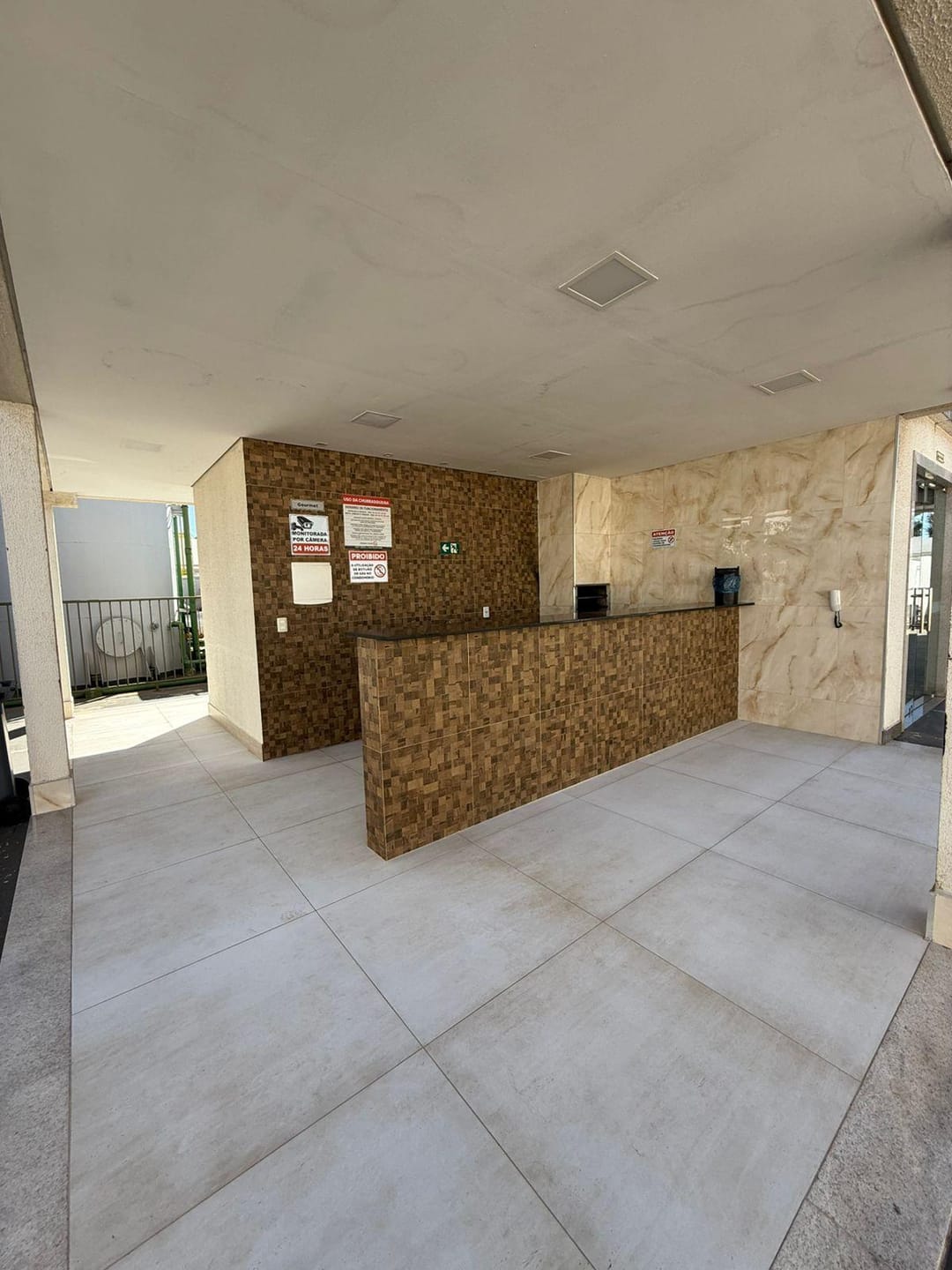 Apartamento à venda com 2 quartos, 45m² - Foto 23