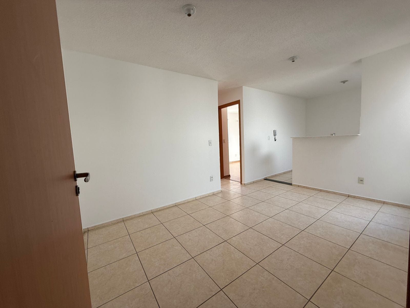 Apartamento à venda com 2 quartos, 45m² - Foto 3