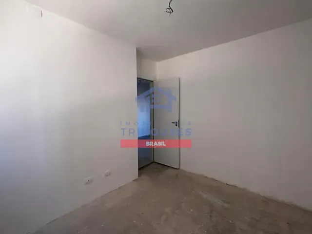 Apartamento com 60m² 2 quartos e 1 banheiro, à venda, no bairro Cidade Industrial em Curitiba