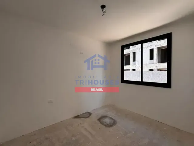 Apartamento com 60m² 2 quartos e 1 banheiro, à venda, no bairro Cidade Industrial em Curitiba
