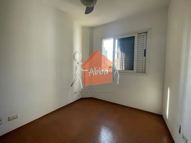 Apartamento 1 quarto e 1 banheiro, à venda, no bairro Moema em São Paulo