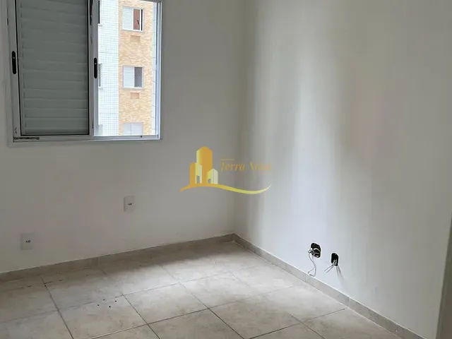 Apartamento 2 quartos e 1 banheiro, à venda, no bairro Ocian em Praia Grande