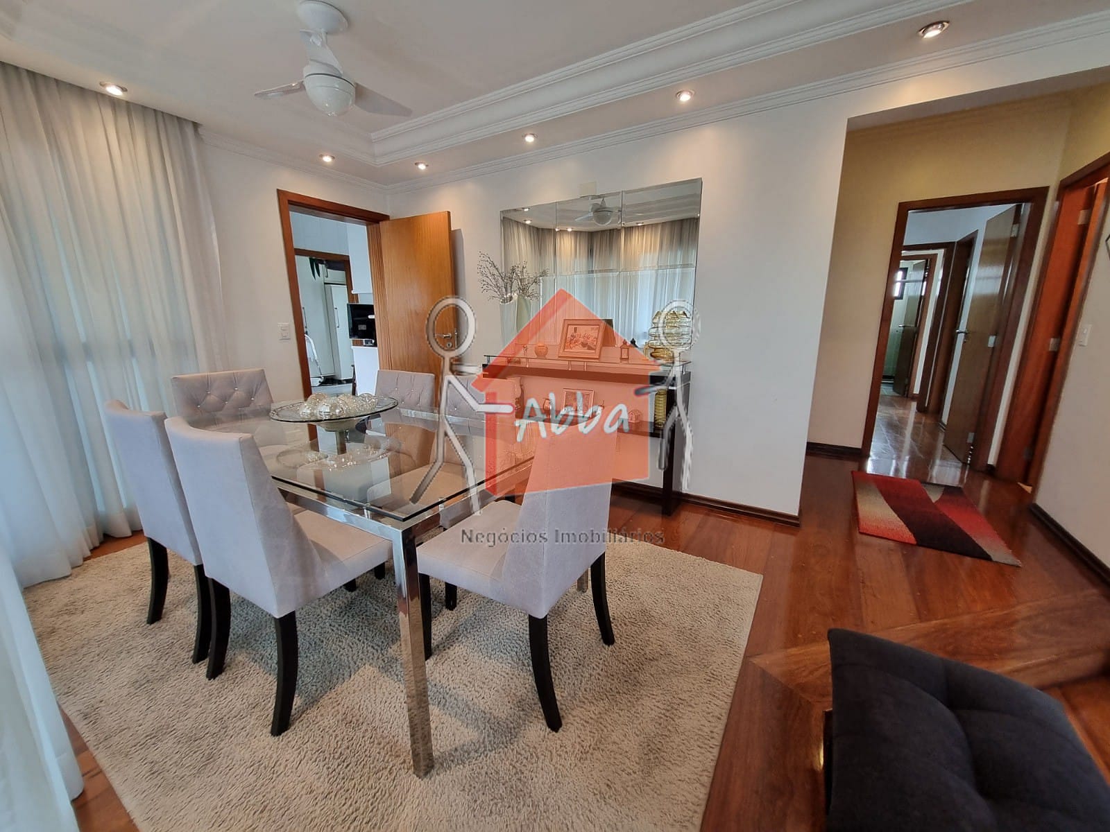 Apartamento à venda com 3 quartos, 156m² - Foto 4