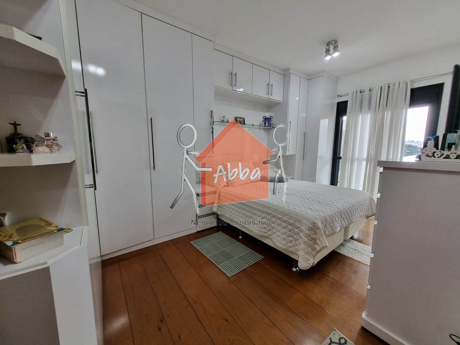 Apartamento à venda com 3 quartos, 156m² - Foto 19