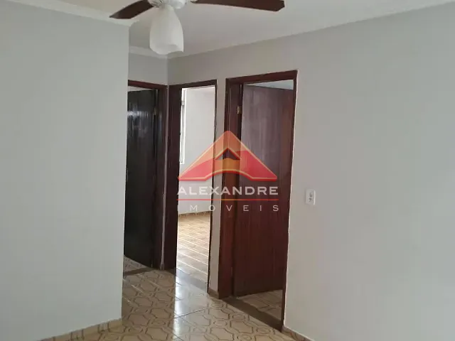 Apartamento com 78m² 2 quartos e 1 banheiro, para alugar, no bairro Vila Industrial em São José dos Campos