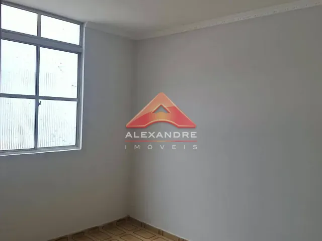 Apartamento com 78m² 2 quartos e 1 banheiro, para alugar, no bairro Vila Industrial em São José dos Campos