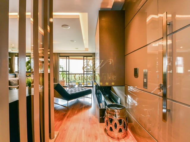 Apartamento com 237m² 3 quartos e 4 banheiros, à venda, no bairro Água Verde em Curitiba