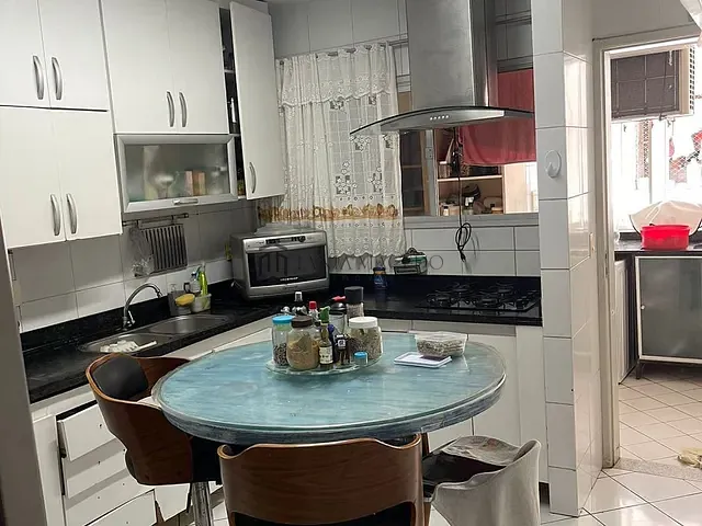 Apartamento 5 quartos e 2 banheiros, à venda, no bairro Boa Viagem em Recife