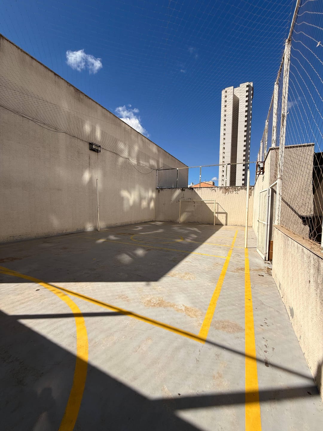 Apartamento à venda com 2 quartos, 61m² - Foto 28