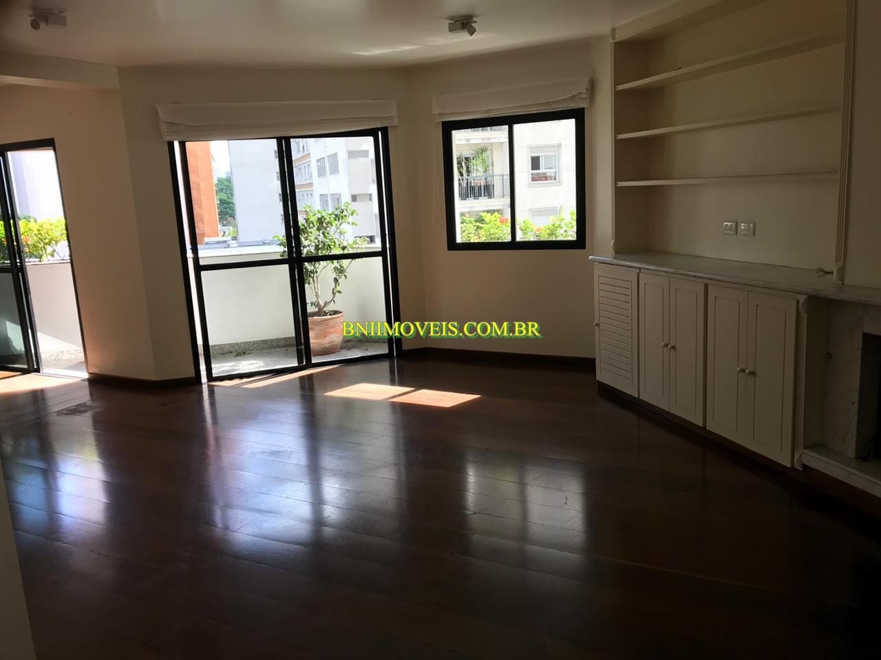 Apartamento, 4 quartos, 195 m² - Foto 1