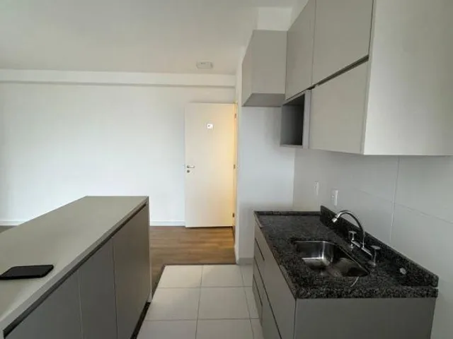 Apartamento com 65m² 2 quartos e 2 banheiros, para alugar, no bairro Vila Alzira em Santo André