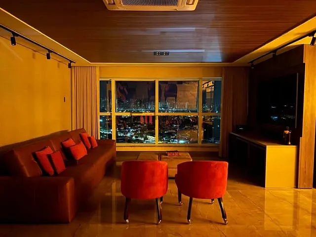 Apartamento 4 quartos e 5 banheiros, à venda, no bairro Gleba Fazenda Palhano em Londrina