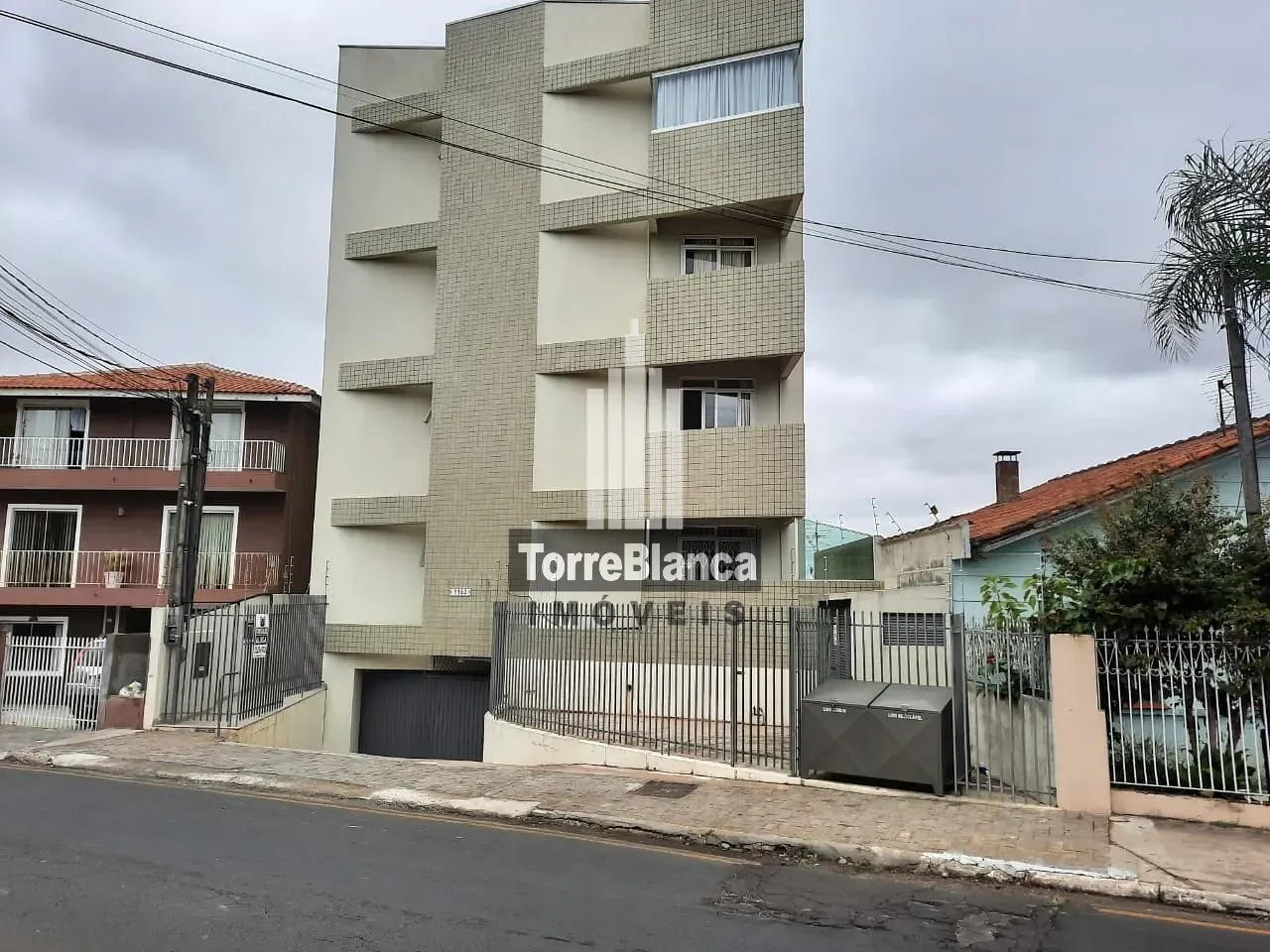 Apartamento, 3 quartos, 100 m² - Foto 1