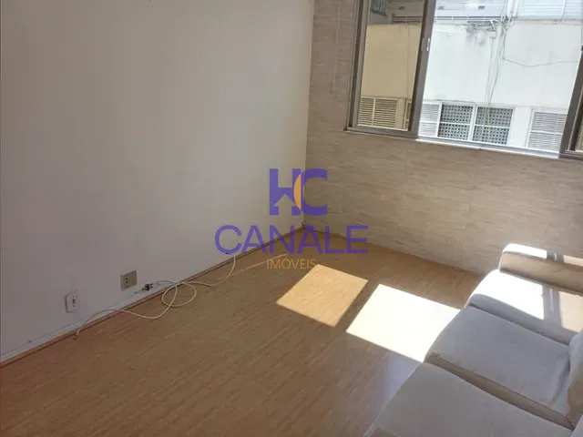 Apartamento com 57m² 2 quartos e 2 banheiros, à venda, no bairro Copacabana em Rio de Janeiro