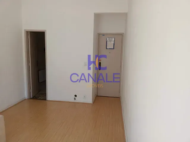 Apartamento com 57m² 2 quartos e 2 banheiros, à venda, no bairro Copacabana em Rio de Janeiro