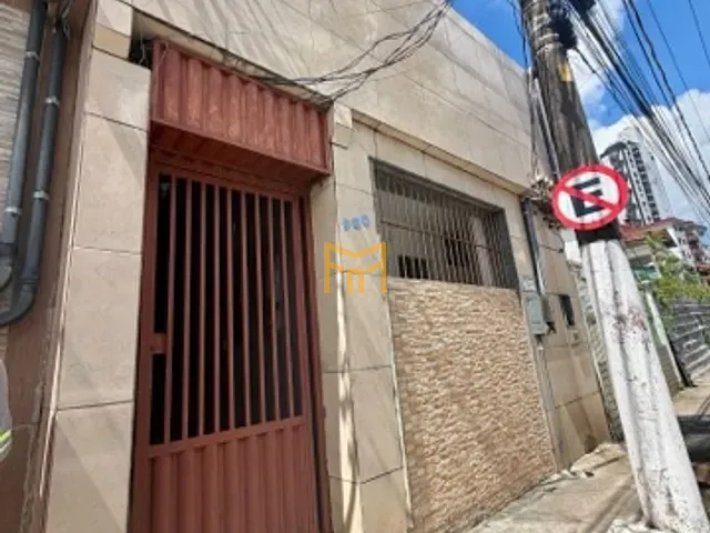 Apartamento 2 quartos e 1 banheiro, para alugar, no bairro Campina em Belém