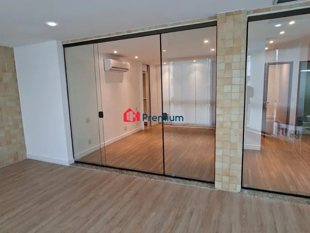 Apartamento 4 quartos e 6 banheiros, à venda, no bairro Recreio dos Bandeirantes em Rio de Janeiro