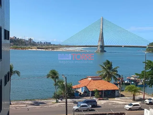Apartamento com 200m² 4 quartos e 5 banheiros, à venda, no bairro Pontal em Ilhéus