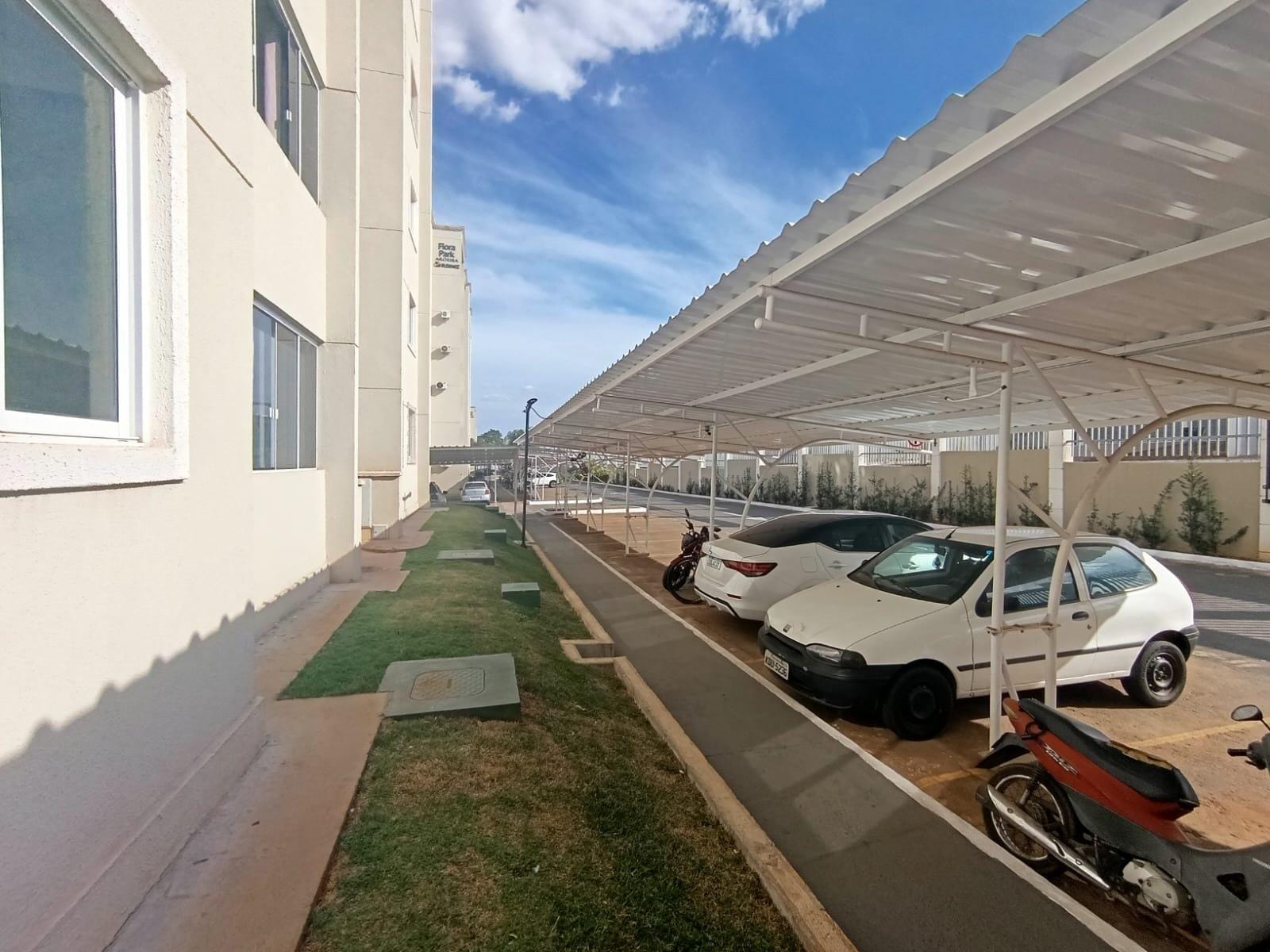 Apartamento à venda com 2 quartos, 64m² - Foto 12