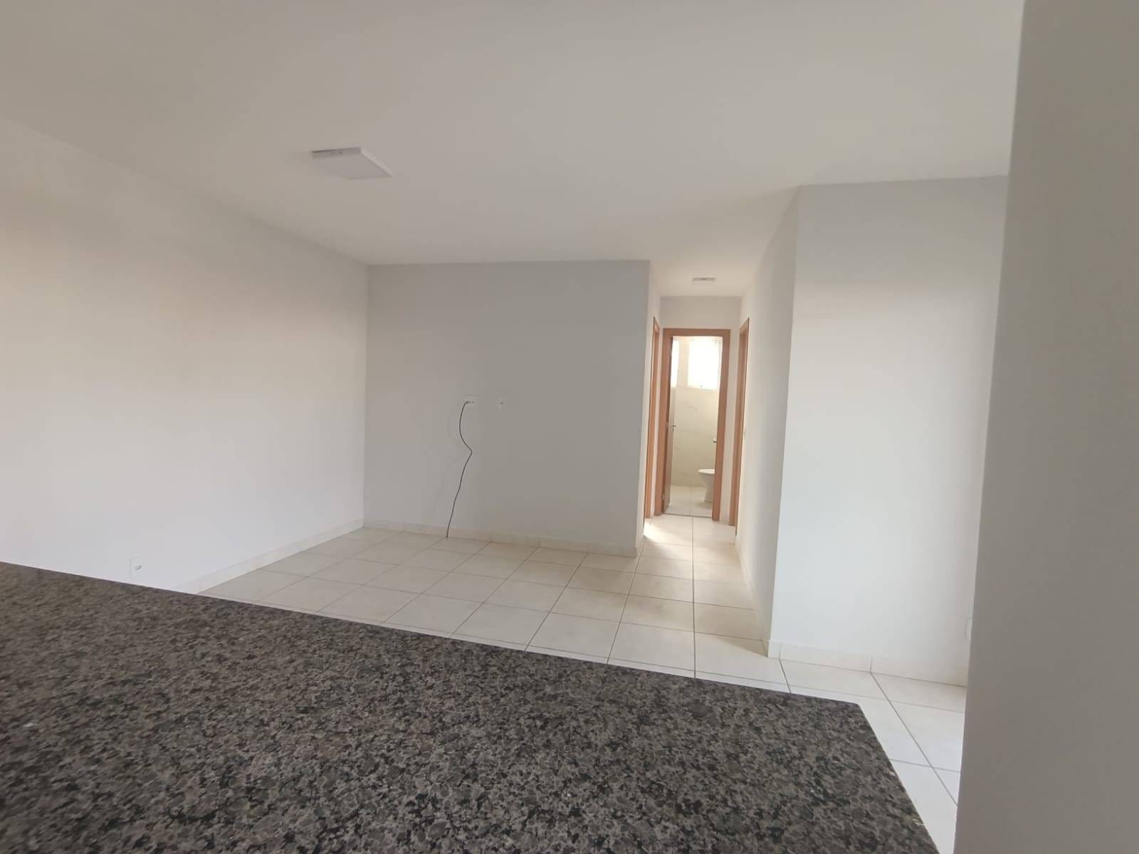 Apartamento à venda com 2 quartos, 64m² - Foto 4
