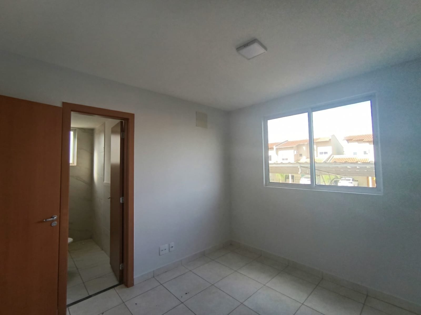 Apartamento à venda com 2 quartos, 64m² - Foto 7