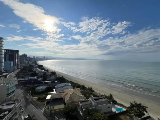 Apartamento com 121m² 3 quartos e 4 banheiros, à venda, no bairro Balneário Perequê em Porto Belo