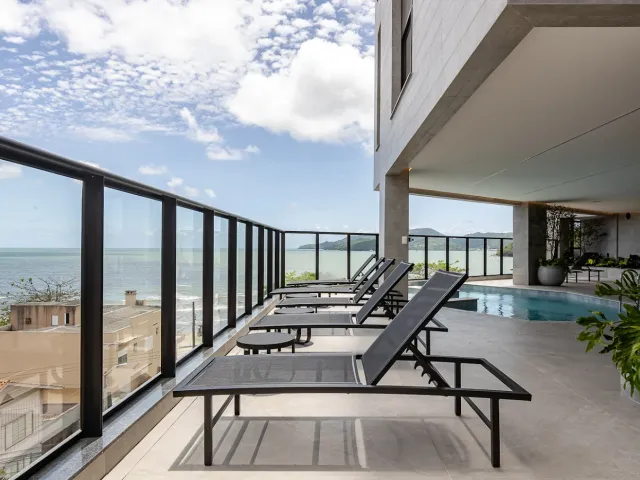 Apartamento com 121m² 3 quartos e 4 banheiros, à venda, no bairro Balneário Perequê em Porto Belo