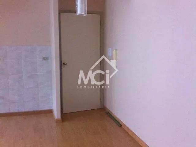 Apartamento com 53m² 2 quartos e 1 banheiro, à venda, no bairro Centro em Pelotas