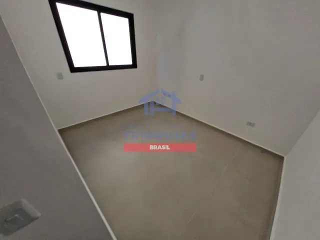 Apartamento com 29m² 1 quarto e 1 banheiro, à venda, no bairro Cajuru em Curitiba