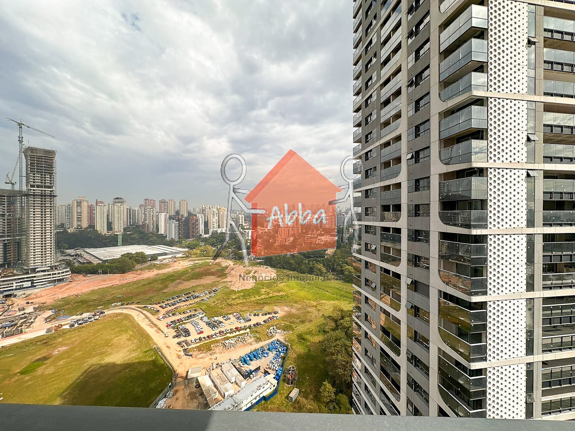Apartamento à venda com 4 quartos, 265m² - Foto 35