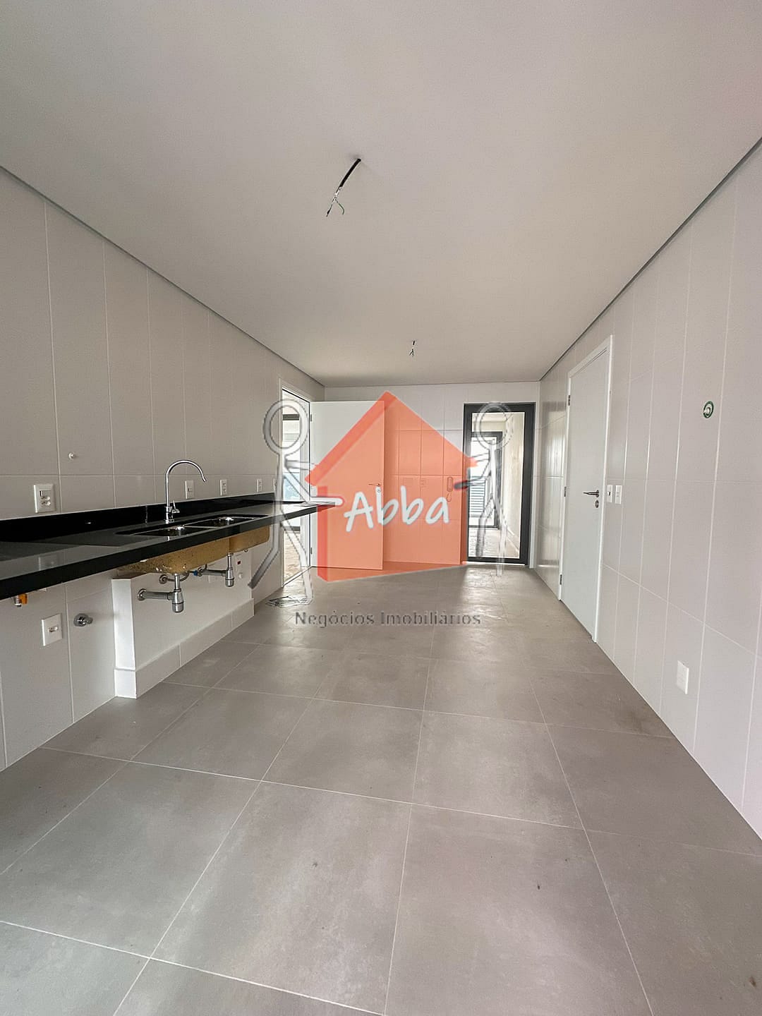 Apartamento à venda com 4 quartos, 265m² - Foto 45