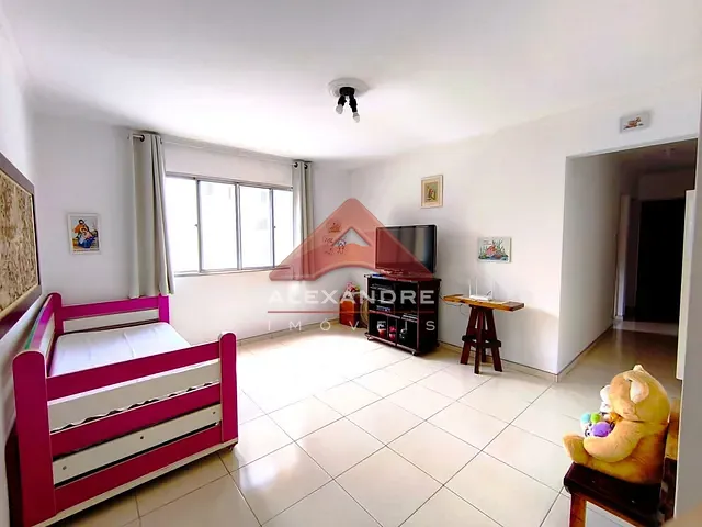 Apartamento com 80m² 3 quartos e 1 banheiro, à venda, no bairro Jardim Ismênia em São José dos Campos