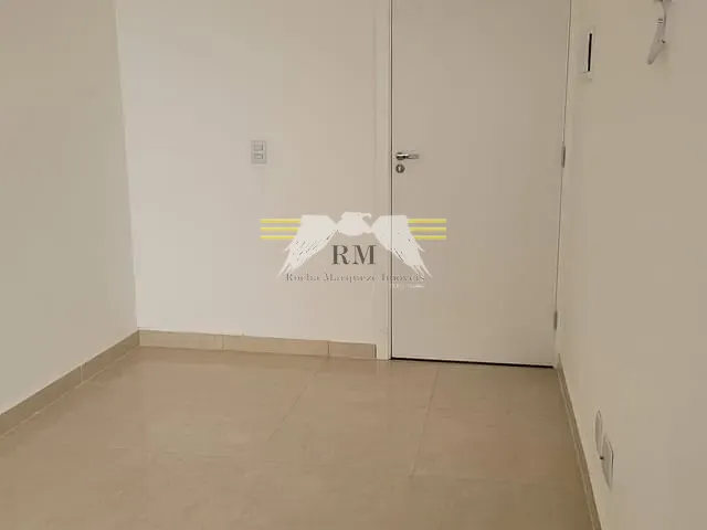 Apartamento 2 quartos e 1 banheiro, à venda, no bairro Chácara Califórnia em São Paulo